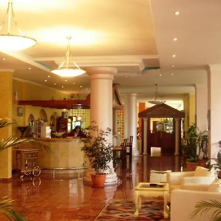 Perla Mamaia Beach Hotel 3*